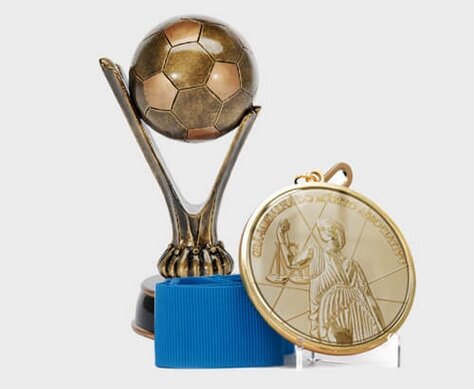 Resina epóxi para troféus e medalhas Resinas epóxi para confecção de troféus e medalhas resinadas